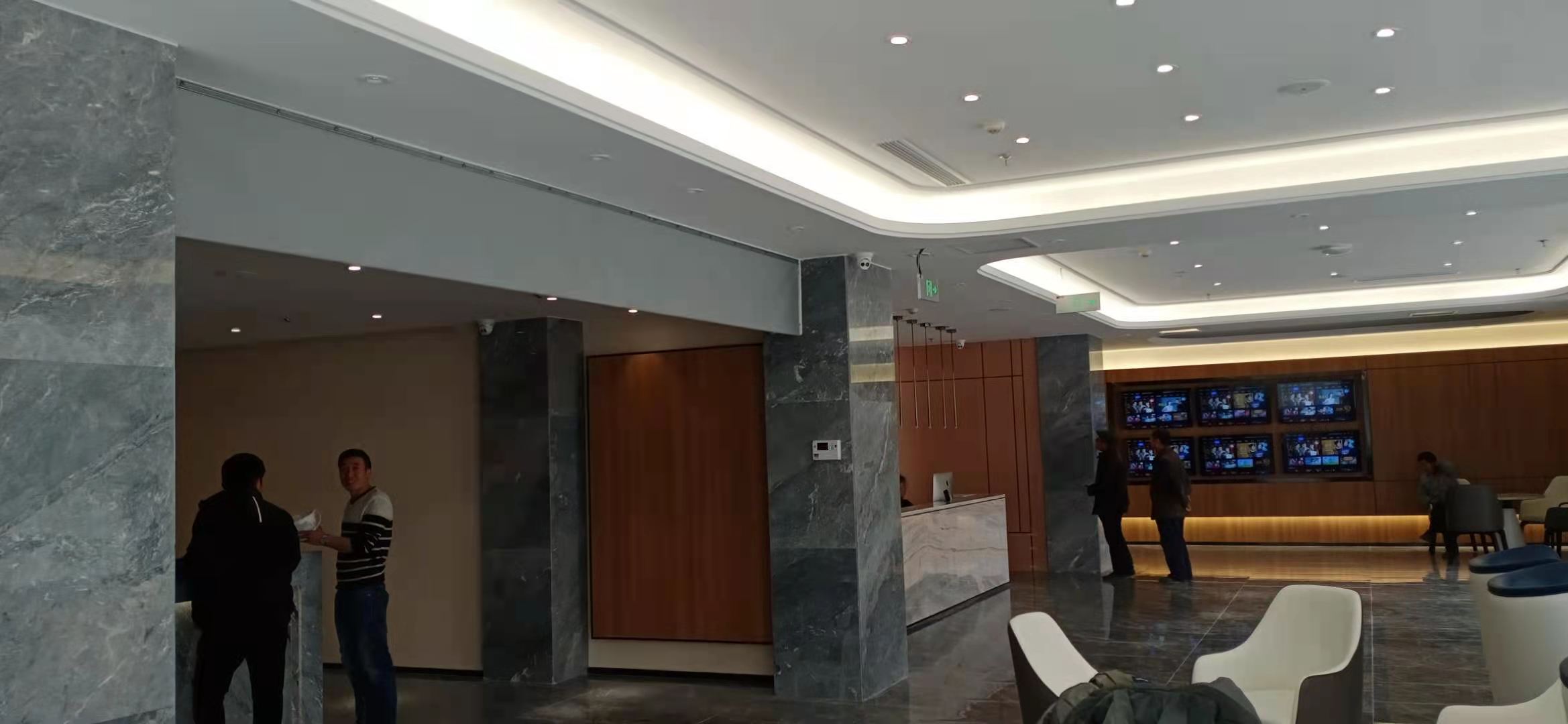 固定防火布挡烟垂壁与活动式防火布挡烟垂壁的区别